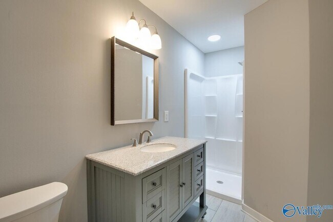 Building Photo - 3803 McEwen Dr NW