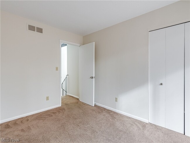 Building Photo - 2550 Chamberlain Rd