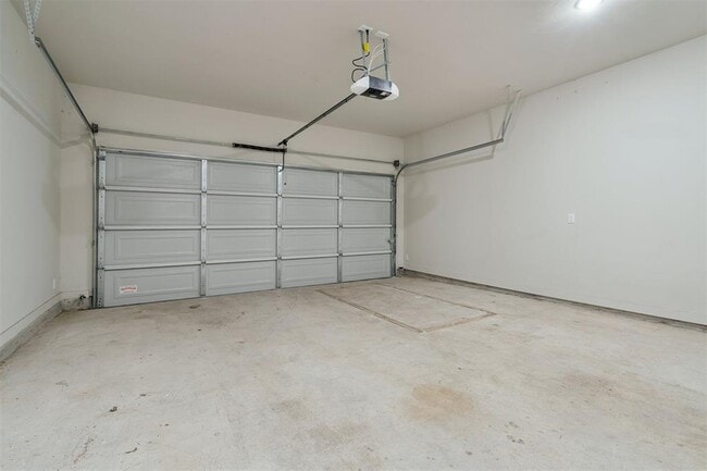 Building Photo - 8916 NW 109th St