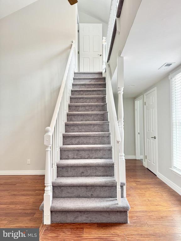 Building Photo - 1 Foxborough Ct