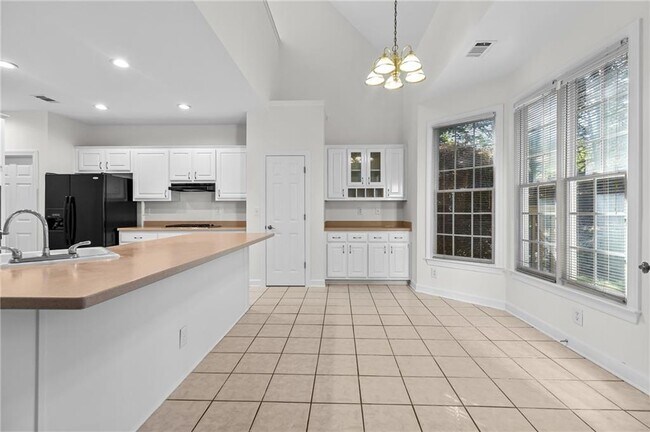 Building Photo - 235 Arbor Creek Way