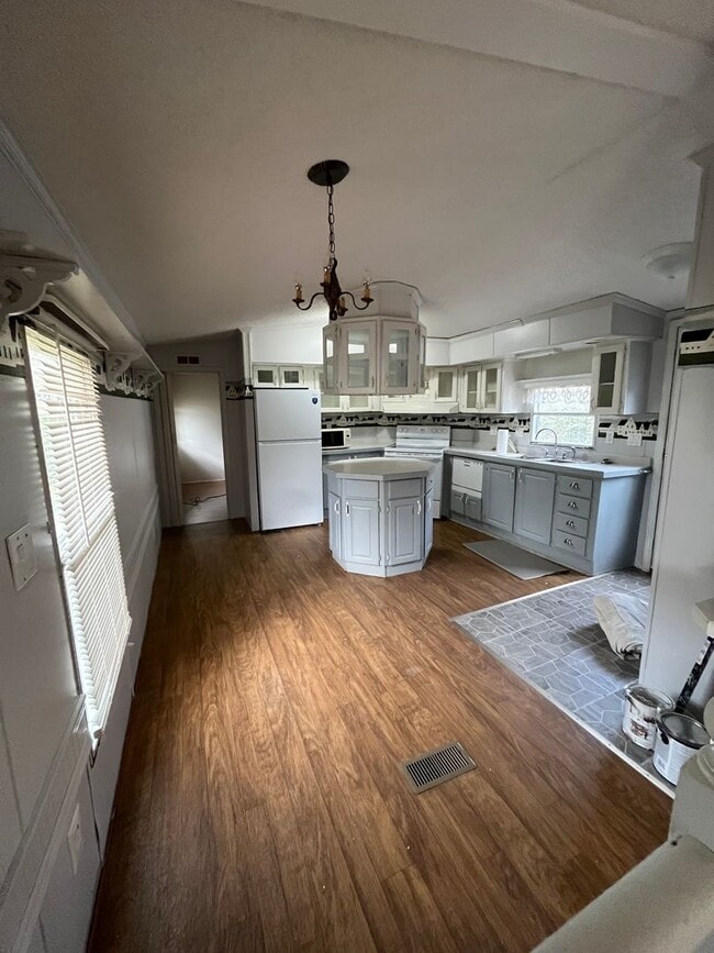 Building Photo - 2/2 located in Cleveland County