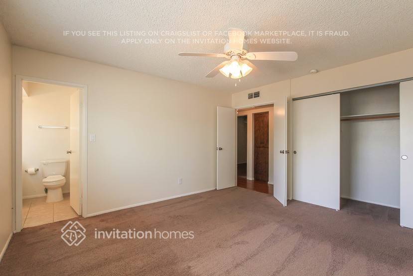 Building Photo - 6135 W Mauna Loa Ln