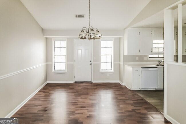Building Photo - 3691 Quail Hollow Trail