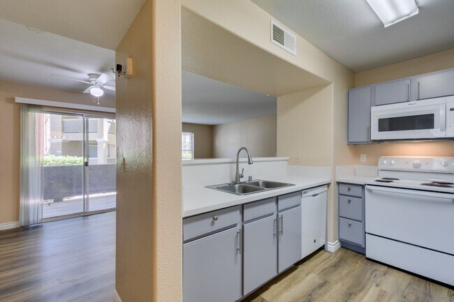 Building Photo - 2300 E Silverado Ranch Blvd