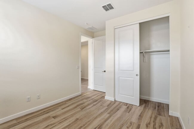 Building Photo - Stunning Queen Creek Home – Modern Comfort in the Spur Crossing Community