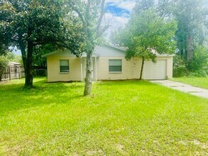 Building Photo - 3 BR/2BA | Newly Renovated Single Family Home | 1-Car Covered Parking | Front yard!
