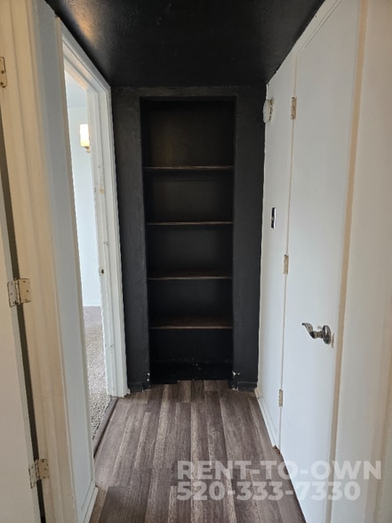 Building Photo - 15965 N Forecastle Ave