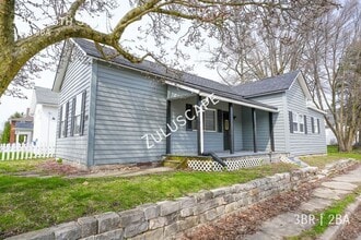 Building Photo - 406 W 6th St