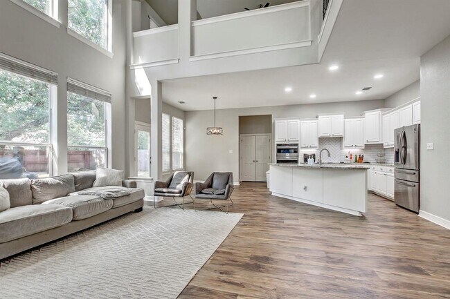 Building Photo - 140 Fairwood Dr