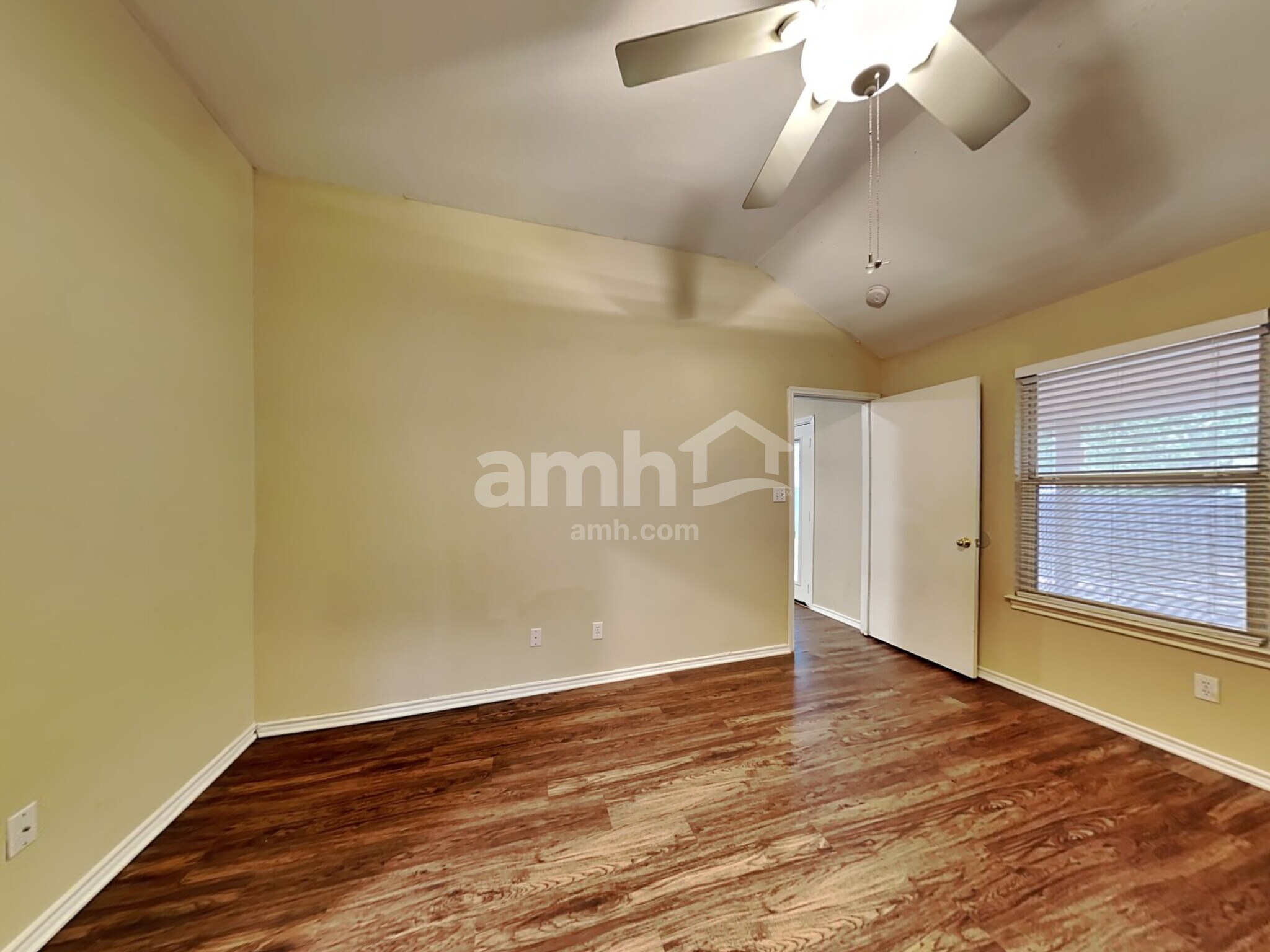 Building Photo - 8206 Coppergate