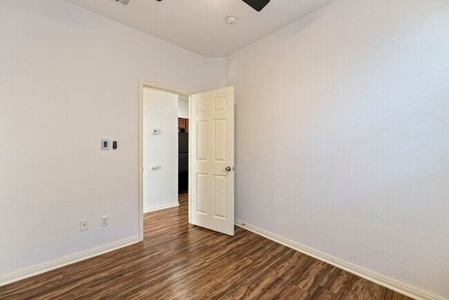 Building Photo - 4601 Best Way