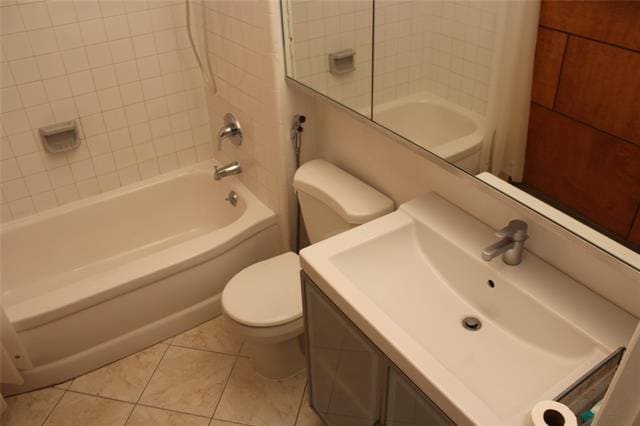 Building Photo - 417 Melrose Dr