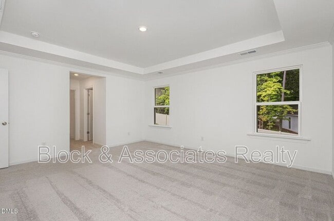 Building Photo - 153 Hickory Grv Dr
