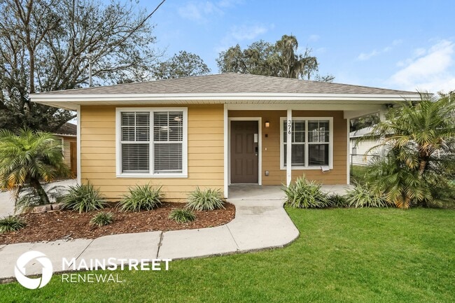 Building Photo - 376 Chinaberry Ave