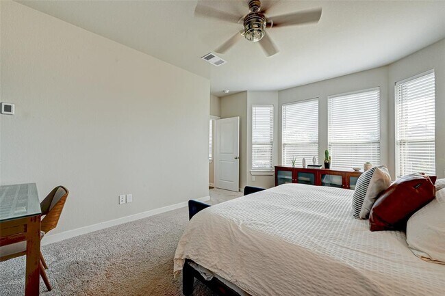 Building Photo - 27017 Strake Ln