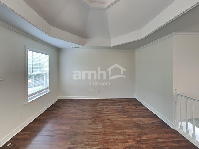 Building Photo - 3047 Romain Trail