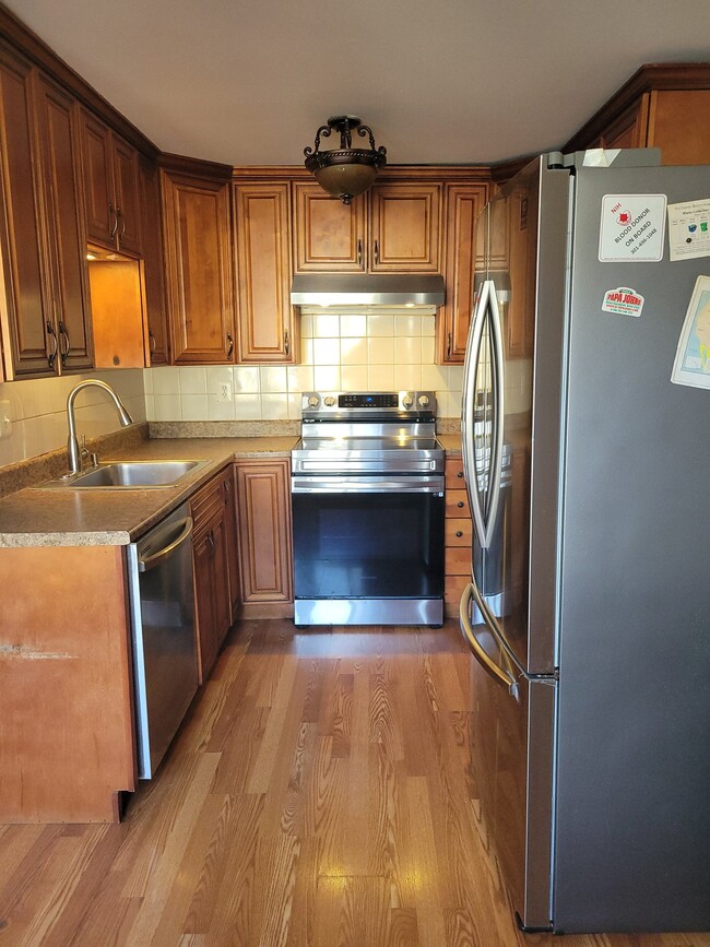 Building Photo - 19360 Running Cedar Ct