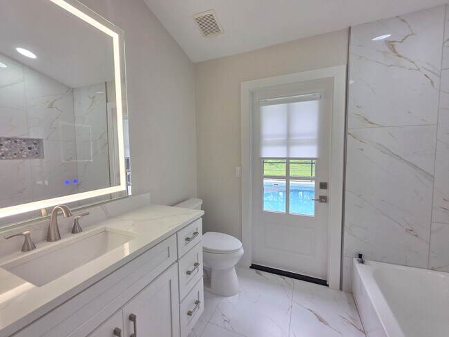 Building Photo - FOR RENT pool home, 3 bed 2 bath in The Quarries