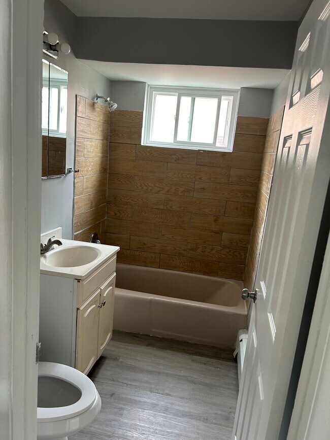 Building Photo - 2069 135th Pl