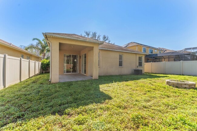 Building Photo - Absolutely stunning 3BR/2BA & 2-Car Garage home in highly sought-after Ballantrae community