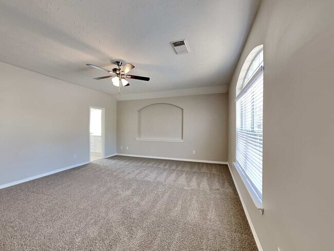 Building Photo - 28919 Hidden Lake Ct