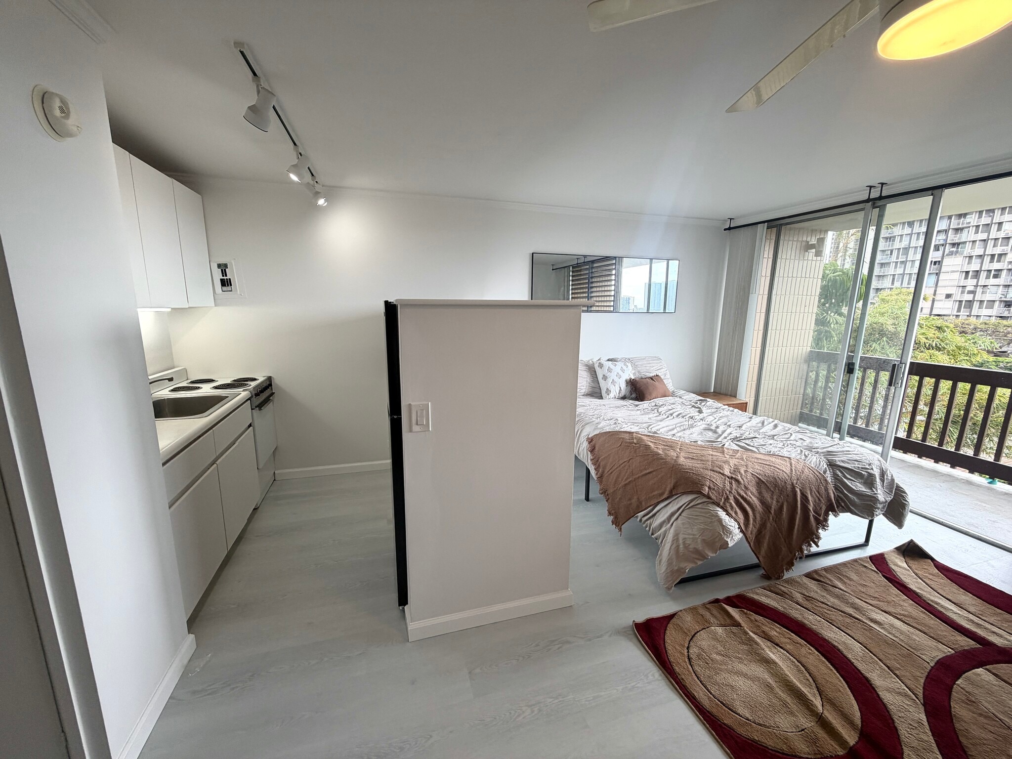 Building Photo - 1524 Pensacola St