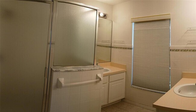 Building Photo - 862 Bayou View Dr