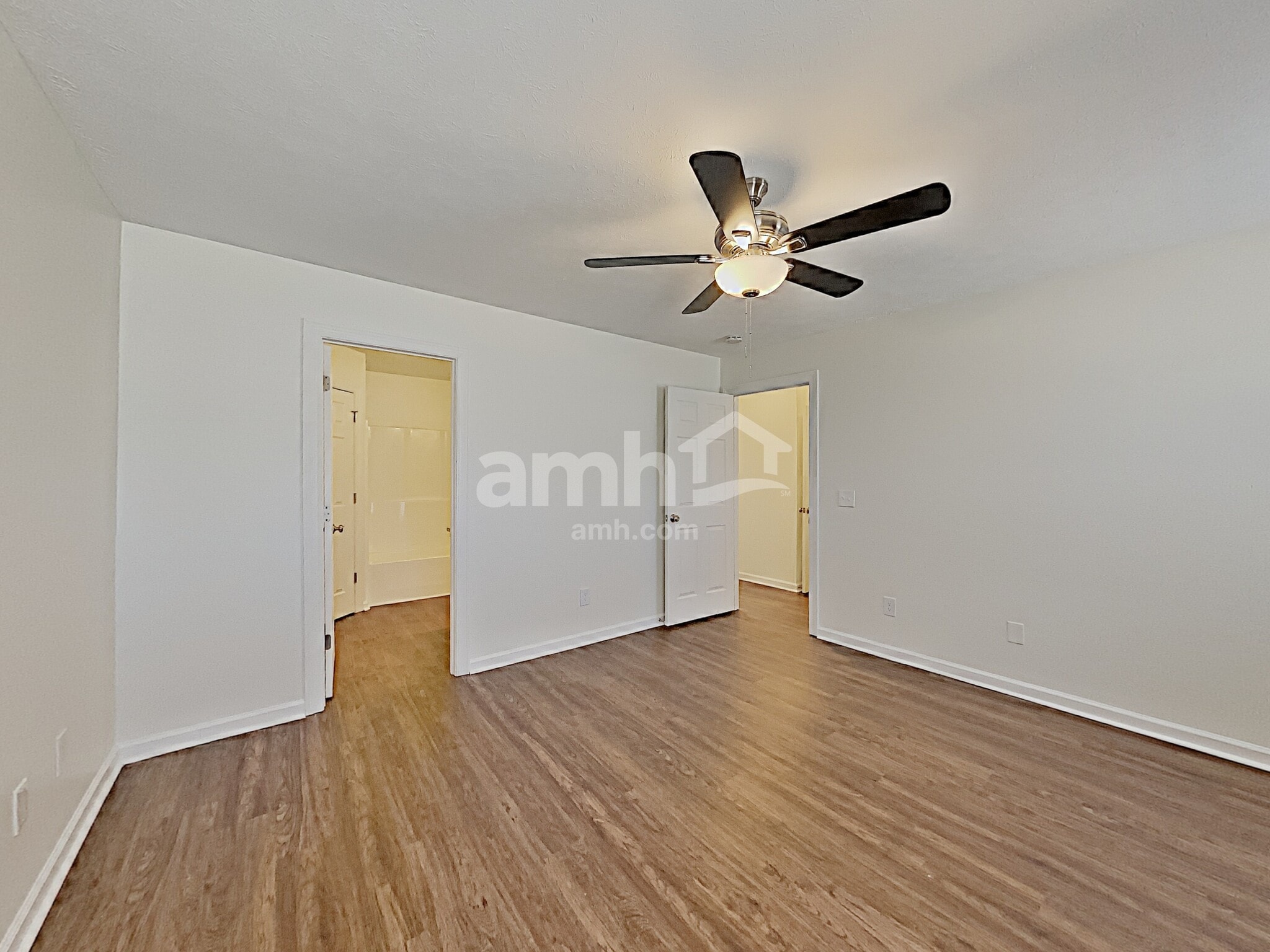 Building Photo - 4864 Ark Ln