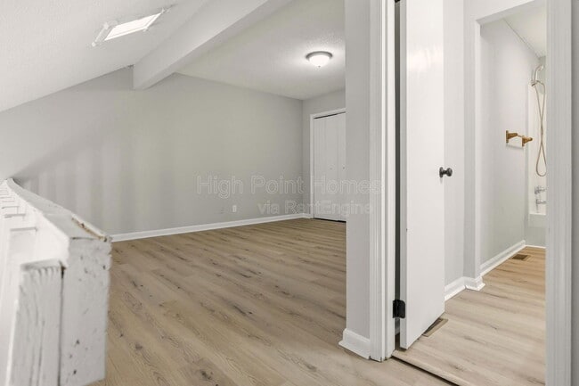 Building Photo - 90 Park St