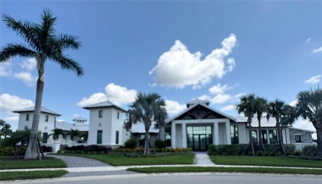 Building Photo - 16715 Seraphic Trl