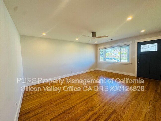 Building Photo - 3754 Compton Ln