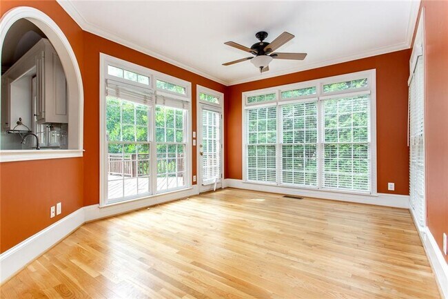 Building Photo - 5020 Greatwood Ln