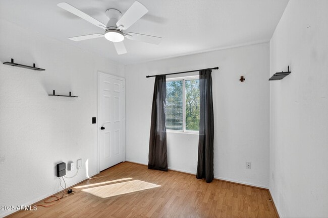 Building Photo - 12709 N El Frio St