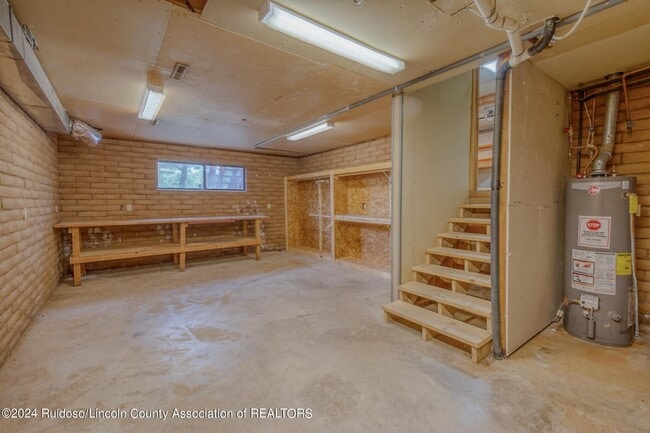 Building Photo - 109 Snowcap Dr