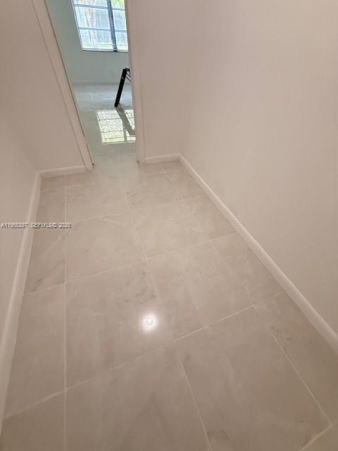 Building Photo - 3101 Oakland Shores Dr