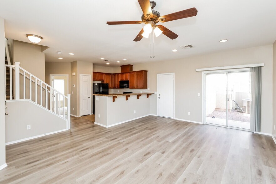 Building Photo - 978 Wembly Hills Pl