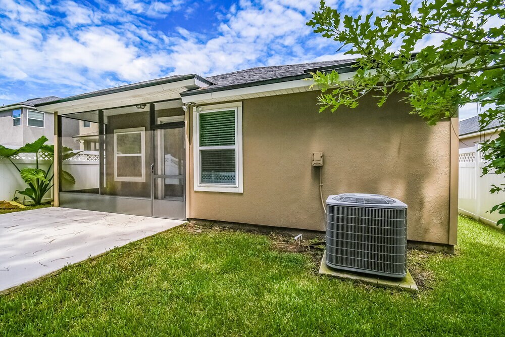 Building Photo - 636 Drysdale Dr