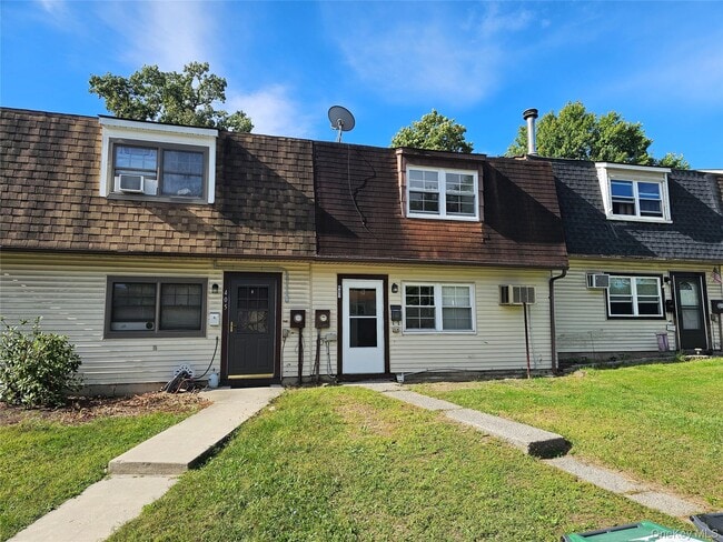 Primary Photo - 407 Saracino Dr