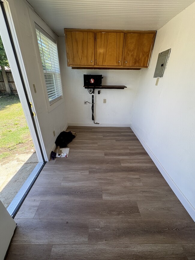 Building Photo - 1154 Grand Ave