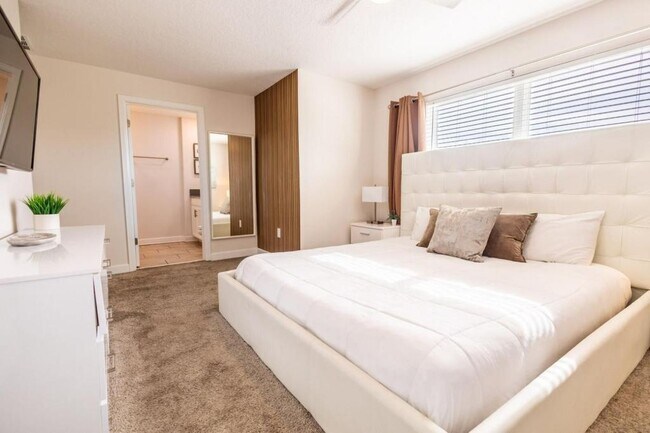 Building Photo - 8967 Cabot Cliffs Dr