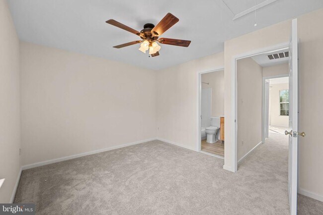 Building Photo - 14111 Autumn Cir