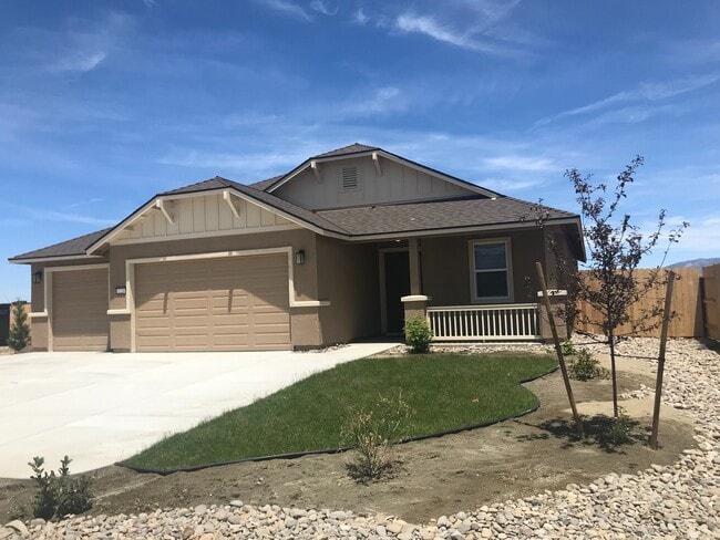Primary Photo - 3/2/2 Beautiful Home In Gardnerville Locat...