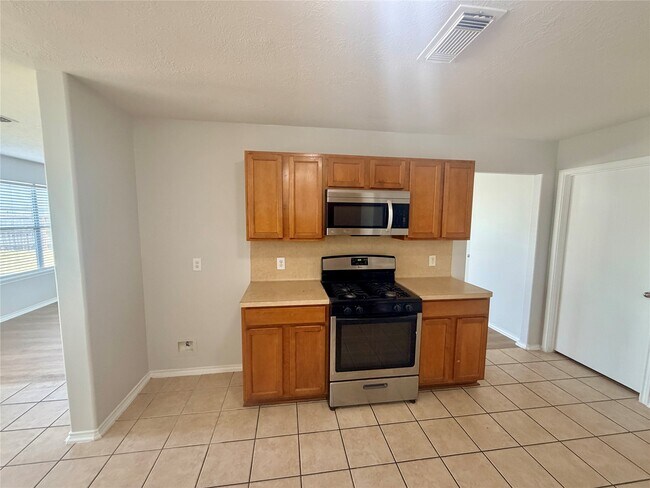 Building Photo - 9011 Aspen Trace Ln