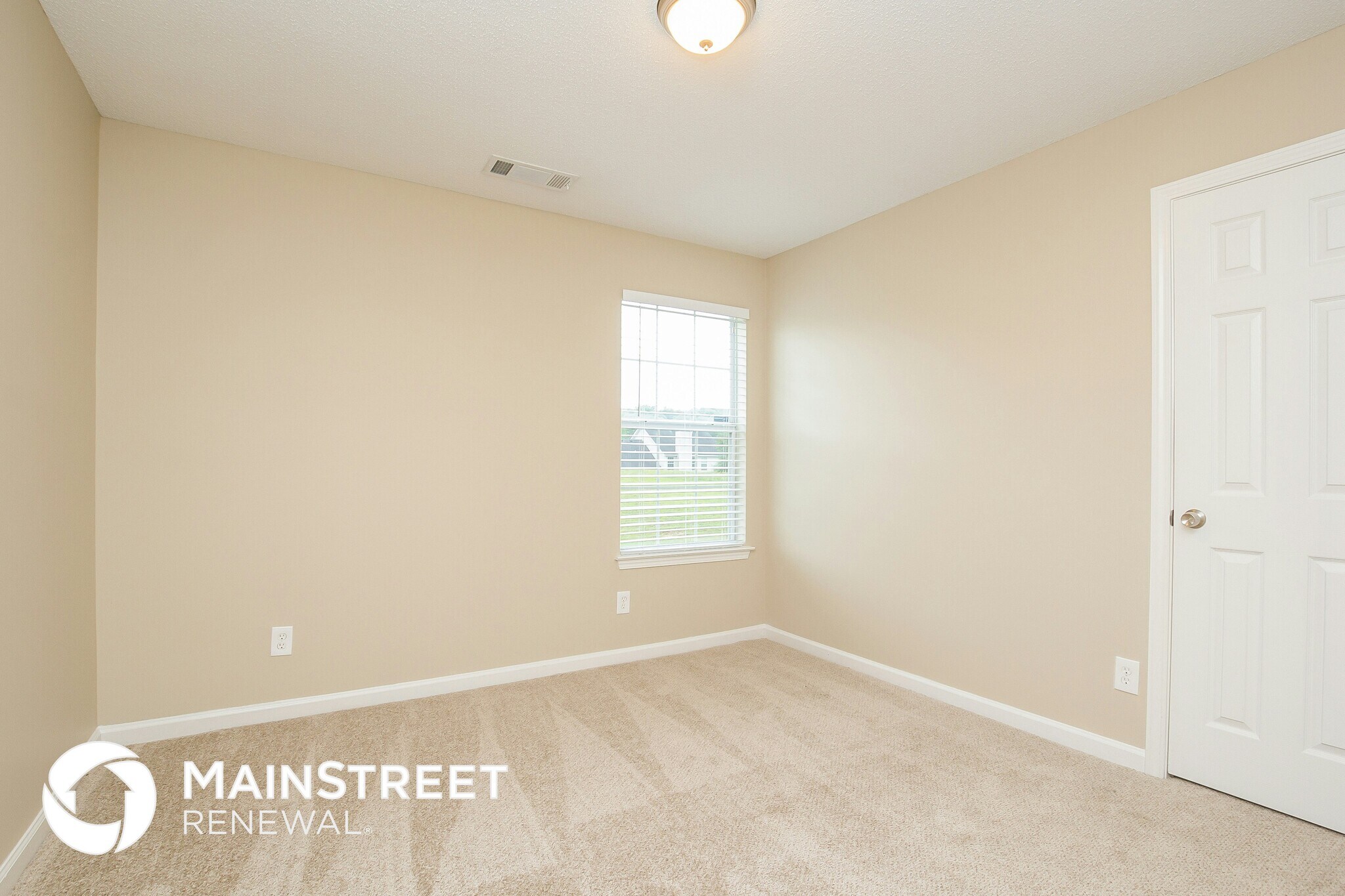 Building Photo - 6792 Foxfire Pl