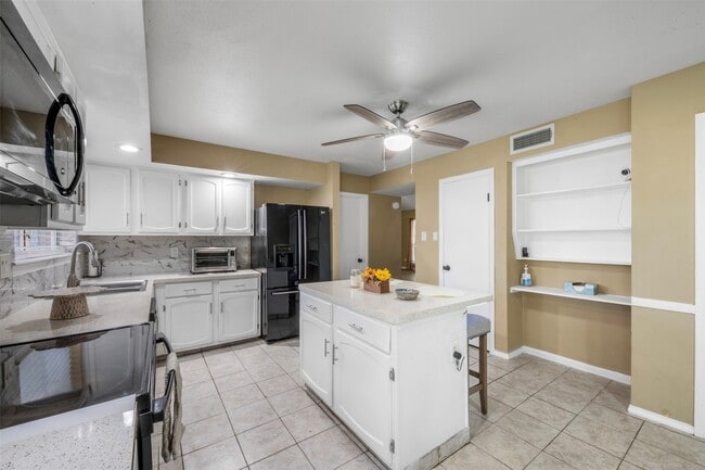 Building Photo - 25306 Mill Pond Ln