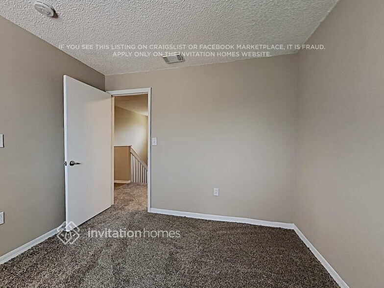 Building Photo - 18000 SW 153rd Ct