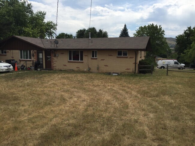 Building Photo - 16311 W 14th Ave