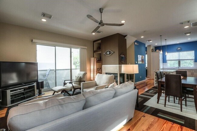 Building Photo - 4312 Floyd St