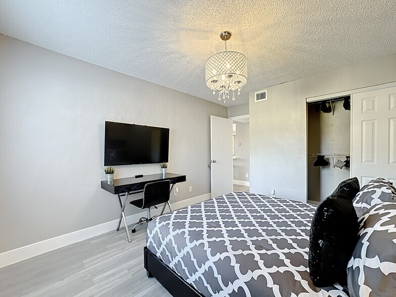 Building Photo - 11538 Westwood Blvd